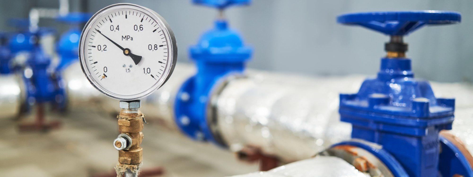 ADOBESTOCK_179849135 2000X750 | Pompes 2S Comment nettoyer une pompe de relevage des eaux usées ? Villers-lès-Nancy